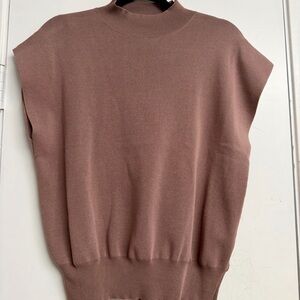 Elegant Brown Sleeveless Sweater